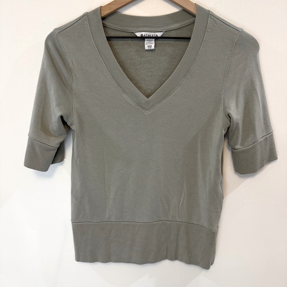 ATHLETA fern Step Forward Sweatshirt Tee xxs - Picture 2 of 5